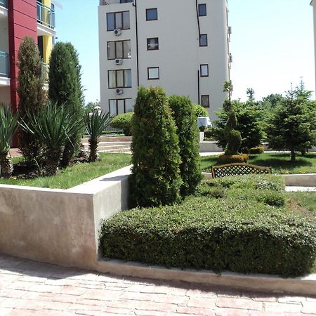 Elit 4 Apartments Pantai Sunny Luaran gambar