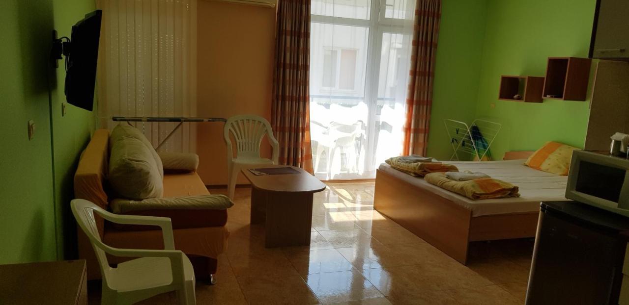 Elit 4 Apartments Pantai Sunny Luaran gambar