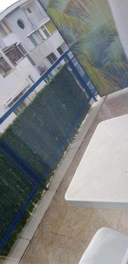 Elit 4 Apartments Pantai Sunny Luaran gambar