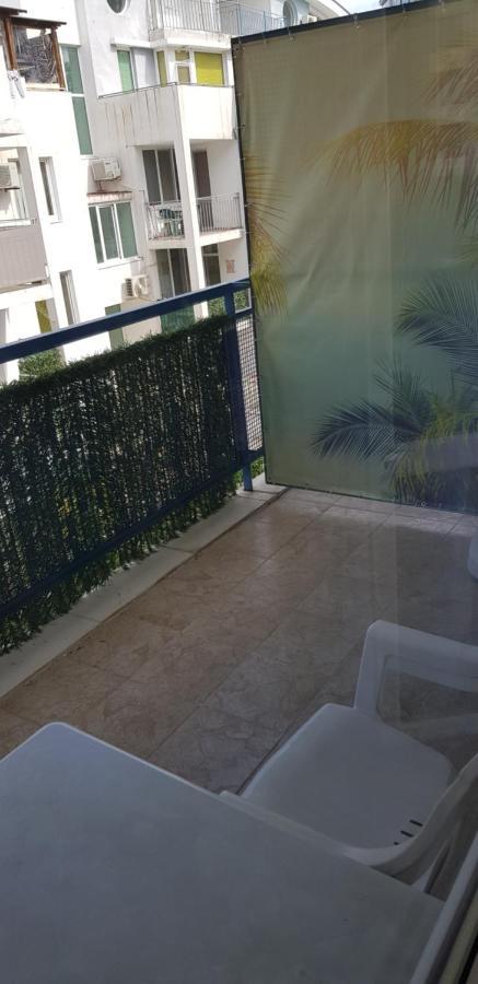Elit 4 Apartments Pantai Sunny Luaran gambar