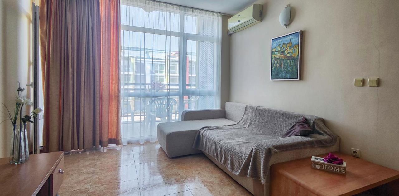 Elit 4 Apartments Pantai Sunny Luaran gambar