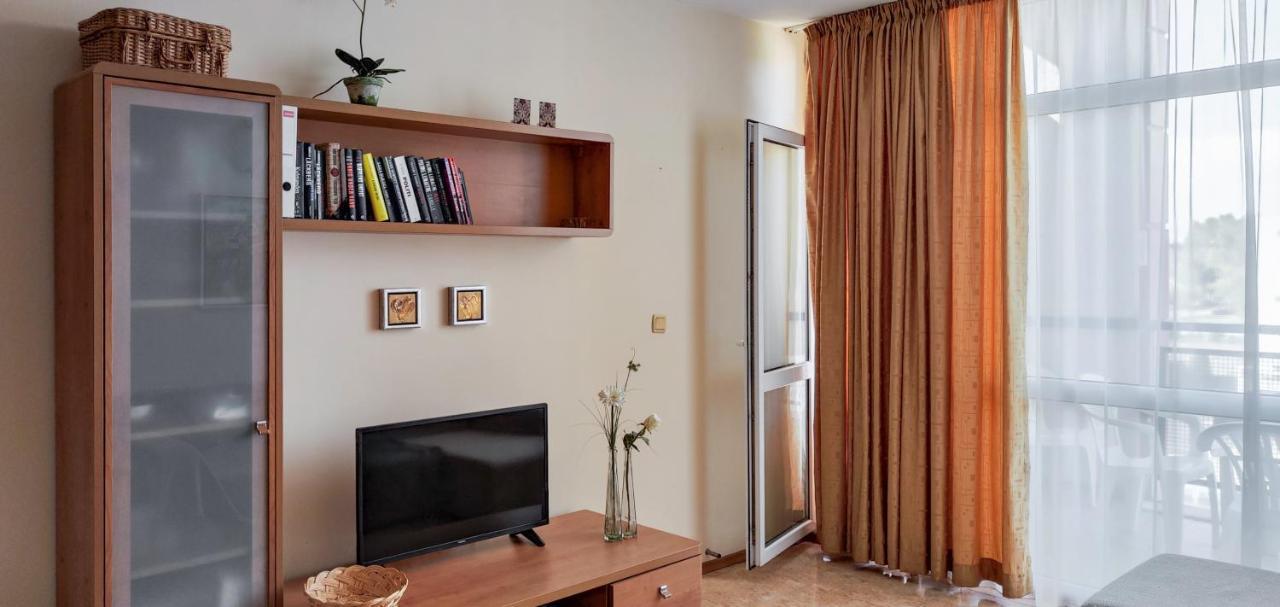 Elit 4 Apartments Pantai Sunny Luaran gambar