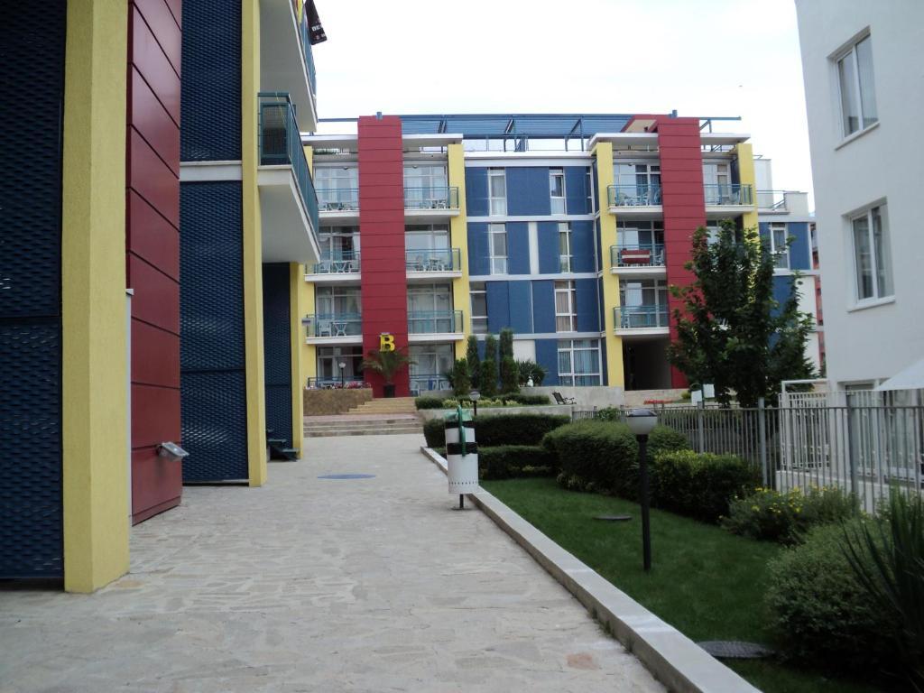 Elit 4 Apartments Pantai Sunny Luaran gambar