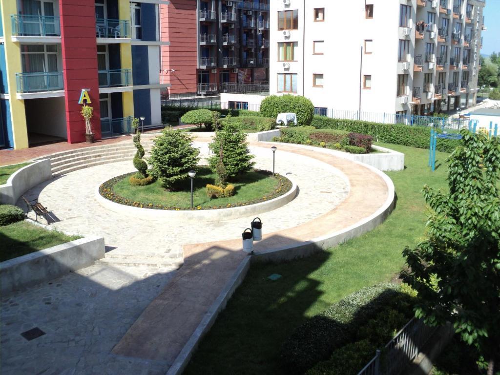 Elit 4 Apartments Pantai Sunny Luaran gambar
